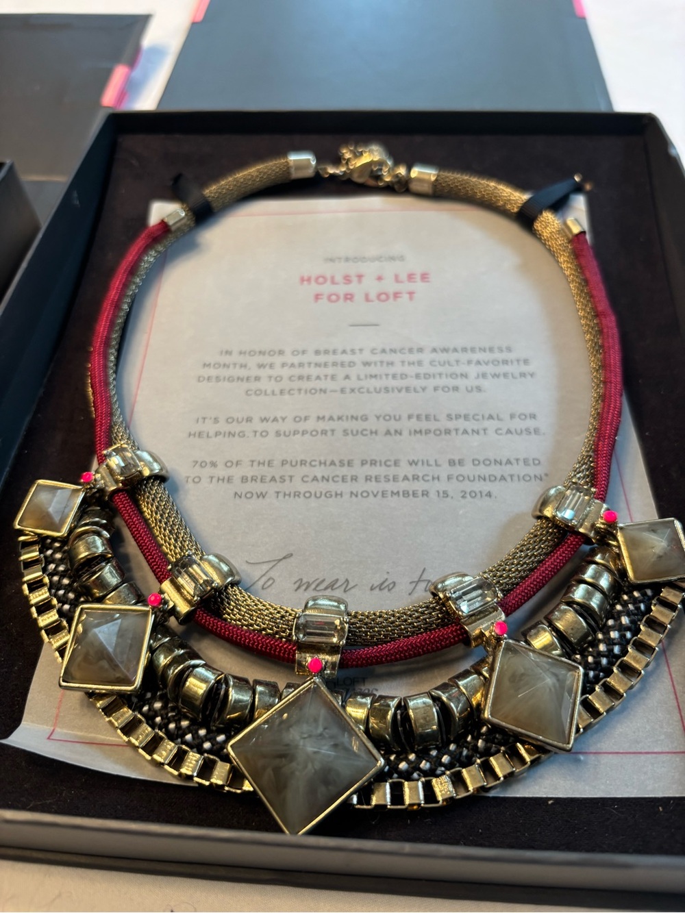 Loft Fashion Gold-Tone Necklace with Burgundy Accents